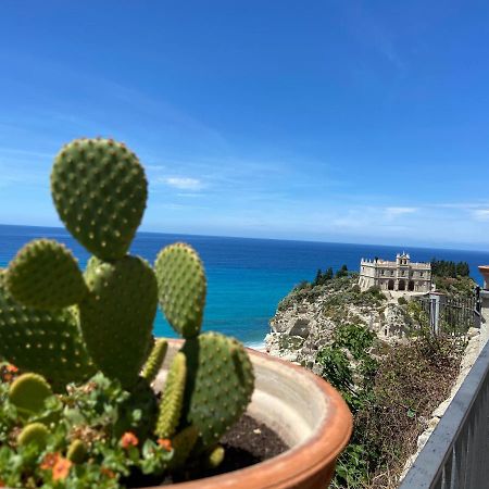 Terrazzo Del Borgo Acomodação com café da manhã Tropea Exterior foto